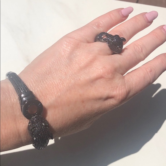 Black Panther Swarovski Crystal Bracelet Ring Set - Picture 6 of 8